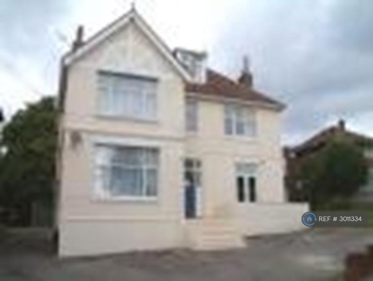 2 bedroom flat in Thorold Road, Southampton, SO18 (2 bed) (#3011334)