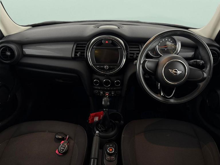 2017 MINI Hatch 1.5 Cooper 5dr Auto HATCHBACK PETROL Automatic