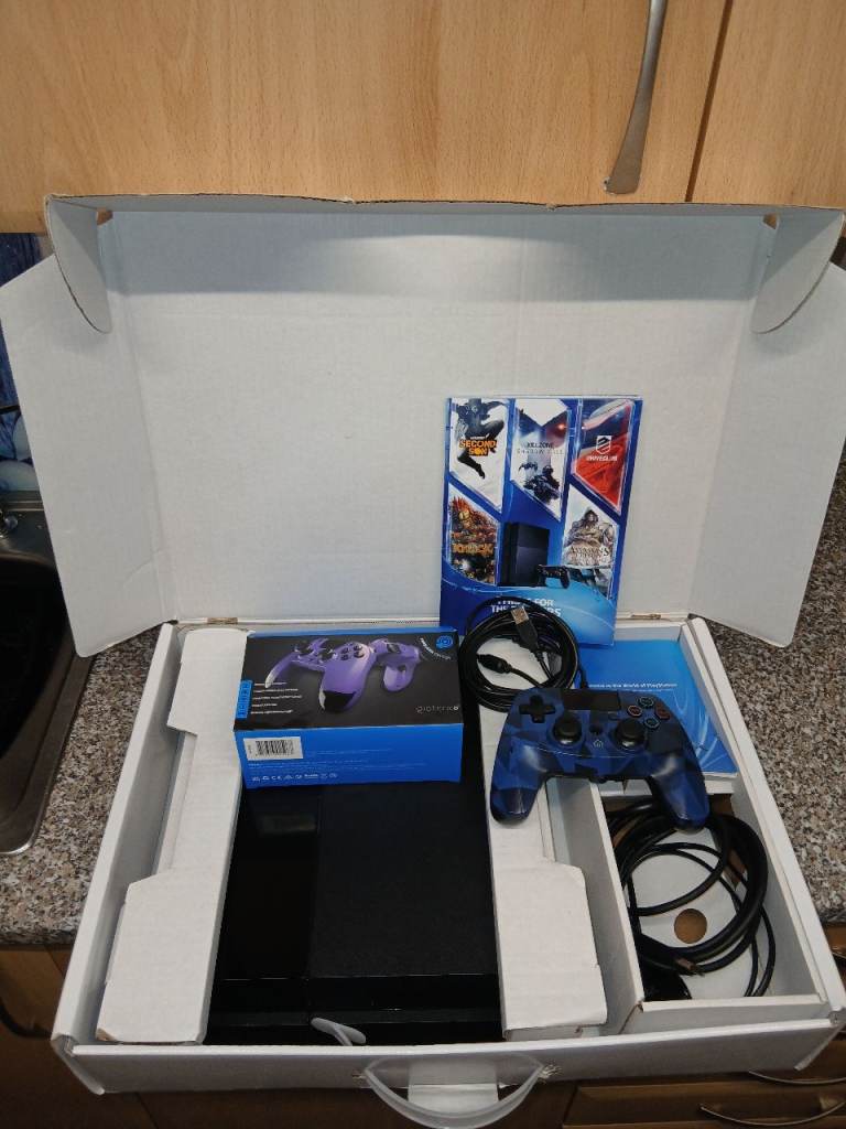 Sony playstation 4 (bundle)