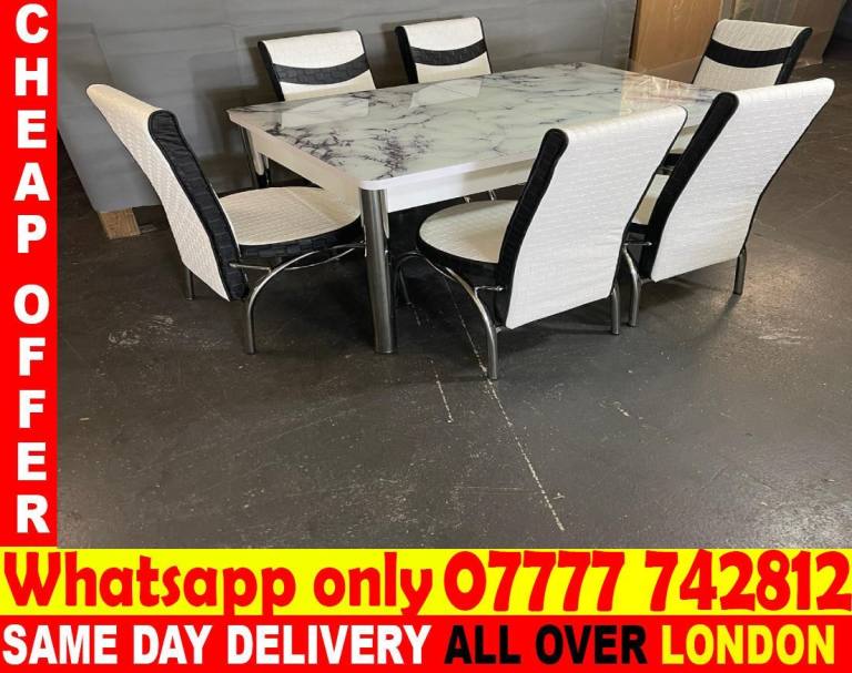 -FREE DELIVERY--Dining Table with chairs (oijf