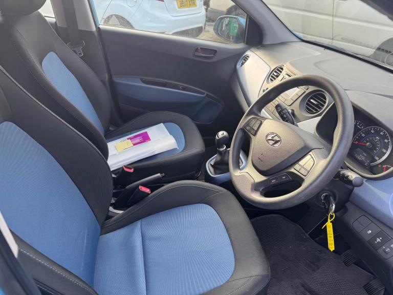 2014 Hyundai i10 1.0 SE 5dr HATCHBACK PETROL Manual