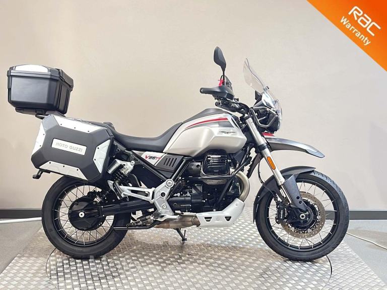 MOTO GUZZI V85 TT TRAVEL - 2022 - 9801 miles