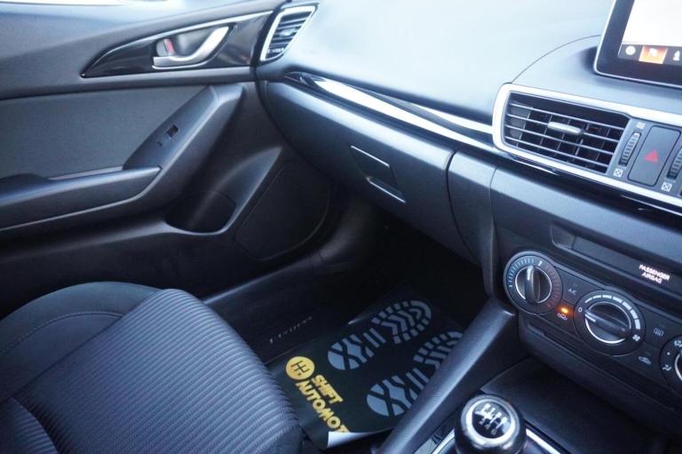 MAZDA MAZDA3 2.0 SKYACTIV-G SE Nav Fastback Euro 5 (s/s) 4dr 2016