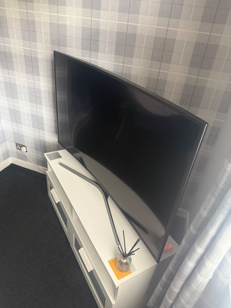 55 inch Samsung curved 