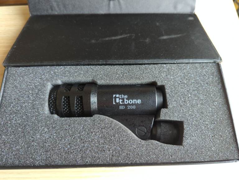 T Bone BD200 Bass drum microphone