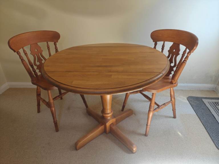 Solid wood drop-leaf breakfast/dining table with 2 matching chairs