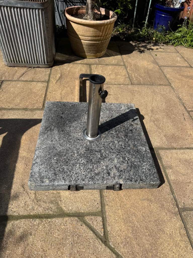 Granite Parasol/Whirlygig Base with wheels & handle
