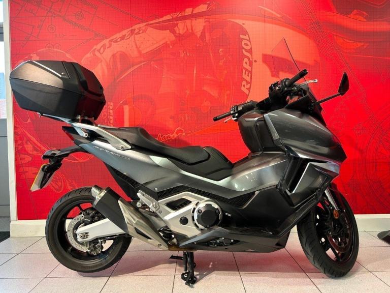 2023 Honda Forza 750 NSS750 - 7675 miles.
