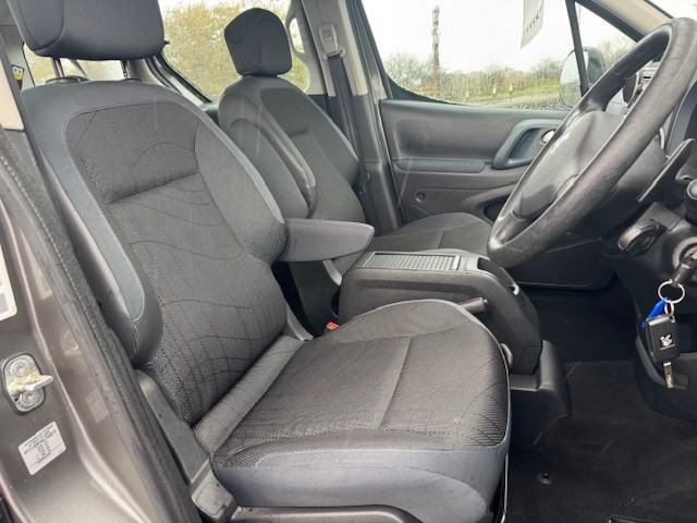 2011 Peugeot Partner HORIZON 1.6 E-HDI TEPEE S AUTOMATIC MPV Diesel Semi Automatic