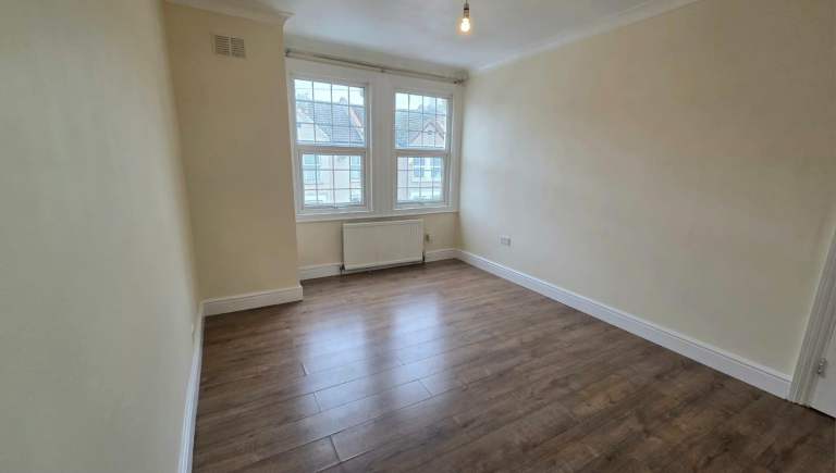 2 Bed Flat in West Croydon