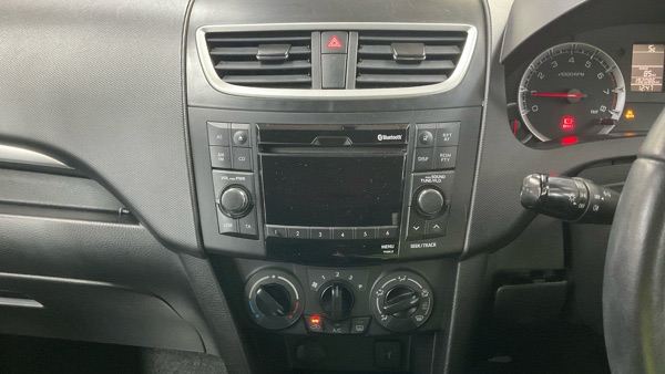 Suzuki, SWIFT, Hatchback, 2015, Manual, 1242 (cc), 3 doors