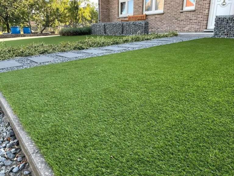 35mm Artificial Lawn Rolls | Soft Green Turf for Family Gardens | £9/m²