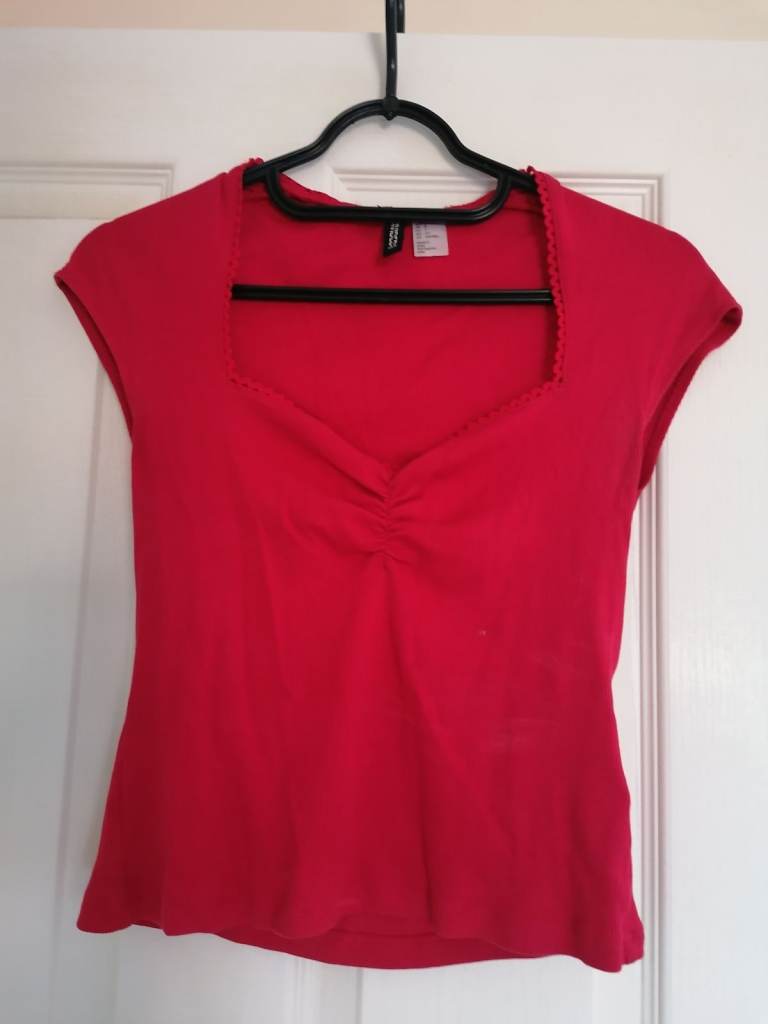 H&M Red Short Sleeve Cotton Top with Square Neckline