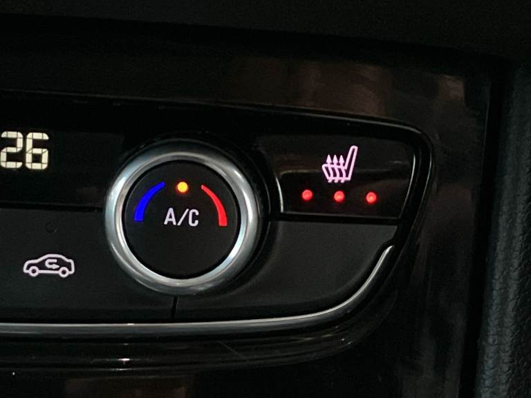 2020 Vauxhall Grandland X 1.2 Turbo SRi Nav 5dr Hatchback PETROL Manual