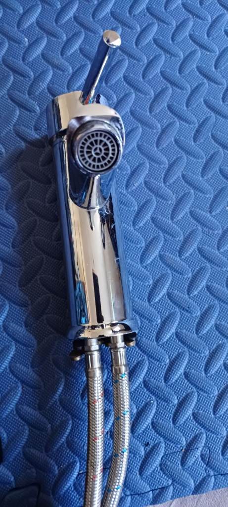 BATHROOM SINK MIXER TAPS 