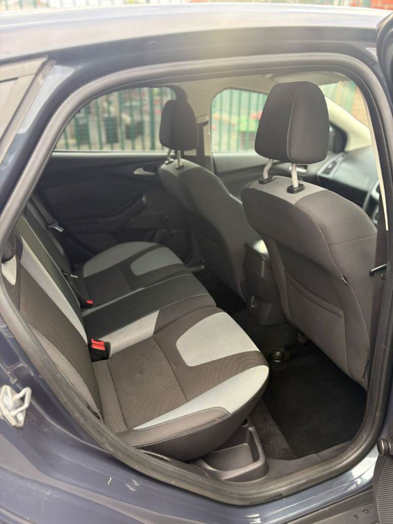 Ford, FOCUS, Hatchback, 2013, Manual, 998 (cc), 5 doors