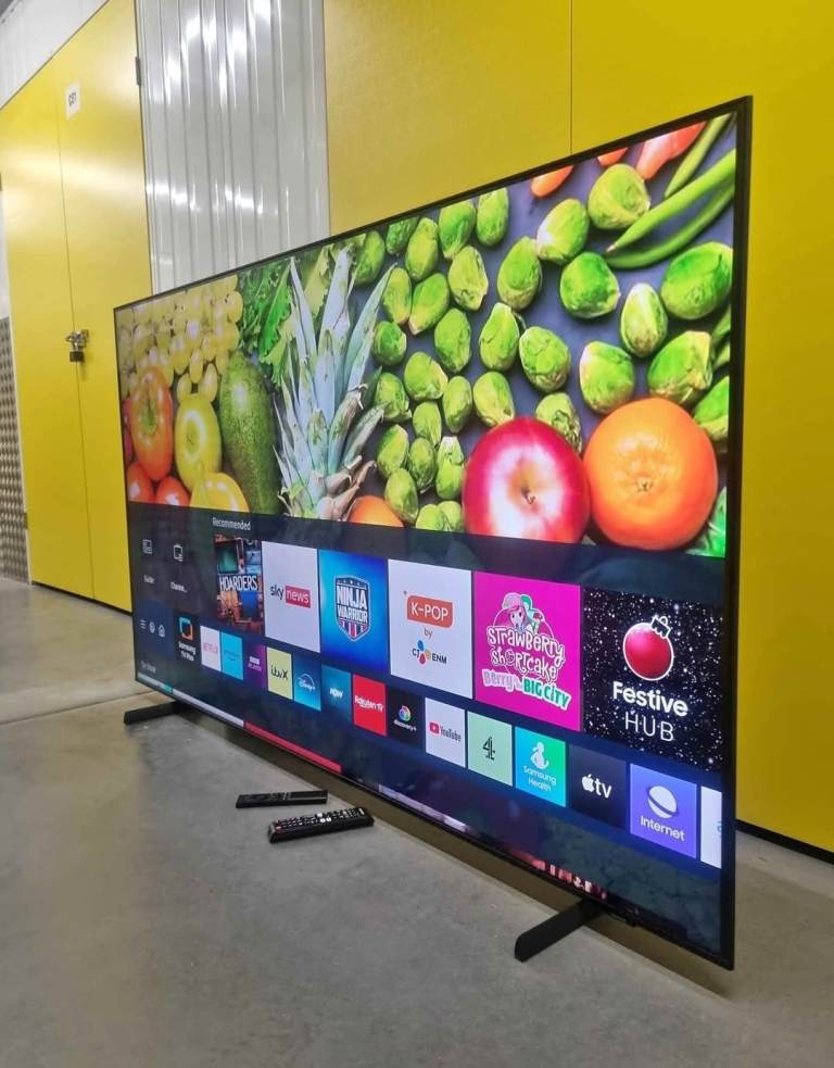 65" Samsung 4k Smart CRYSTAL ULTRA UHD LED WiFi TV with Accessories £290