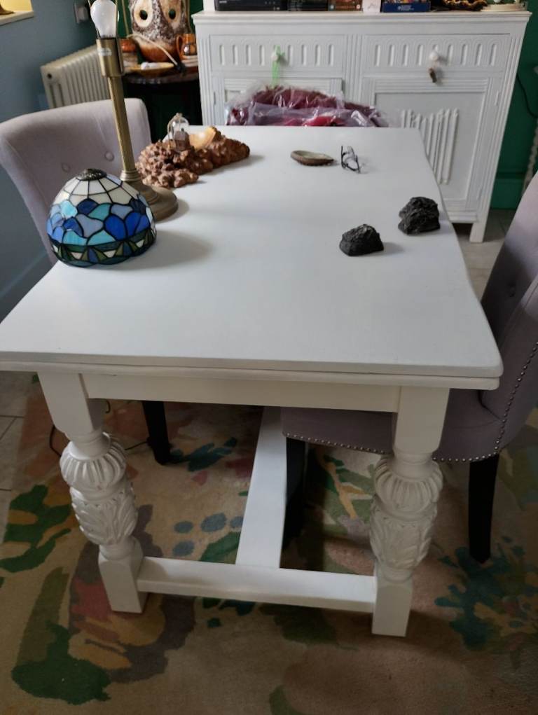 Table, white ornate, shabby chic
