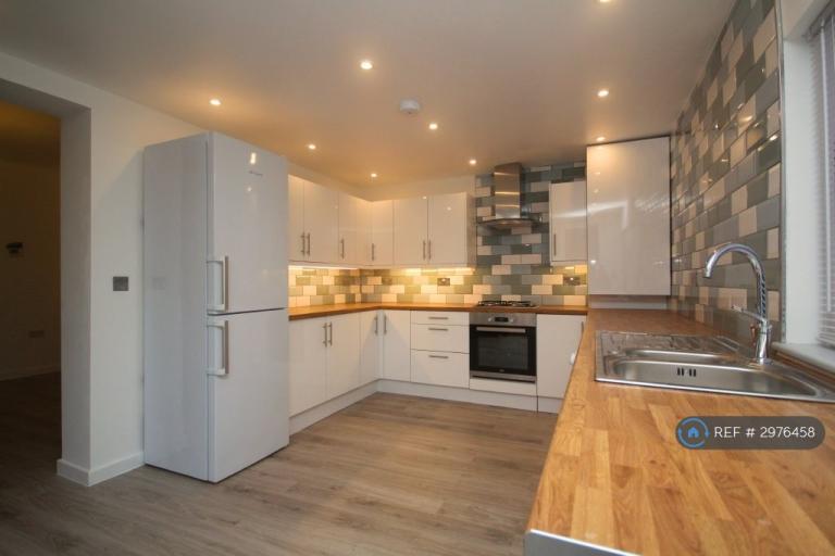 3 bedroom house in Bolton Street, Newport, NP20 (3 bed) (#2976458)