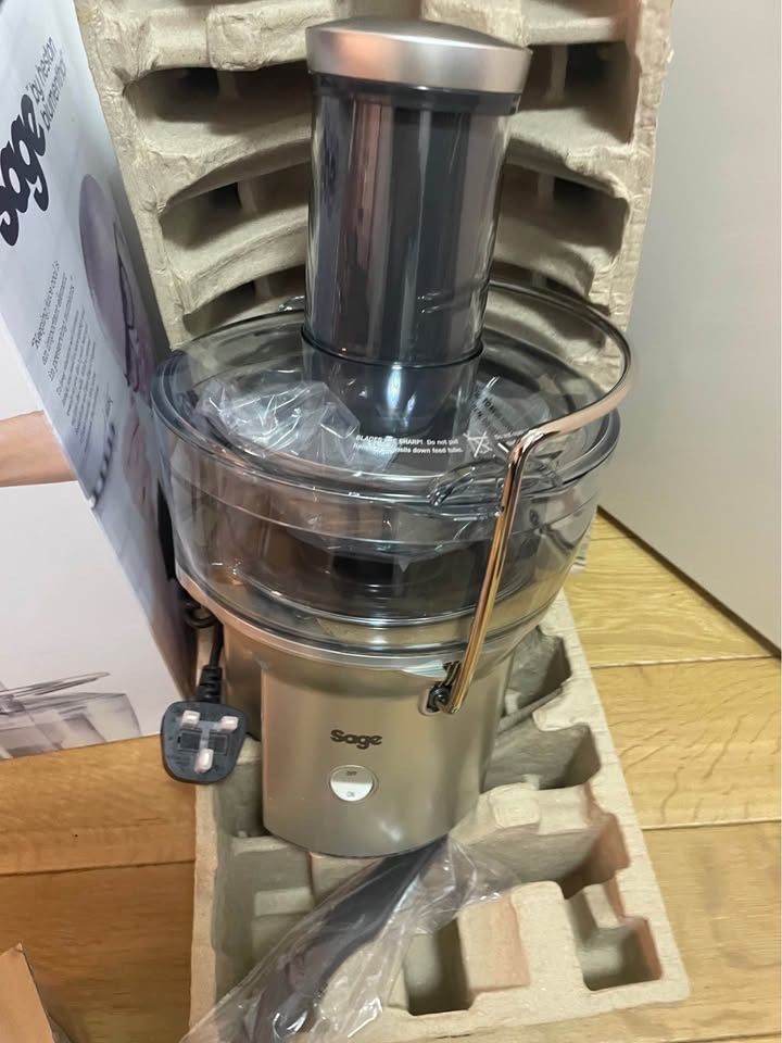 BRAND NEW Sage by Heston Blumenthal The Nutri Juicer Compact Postage available 