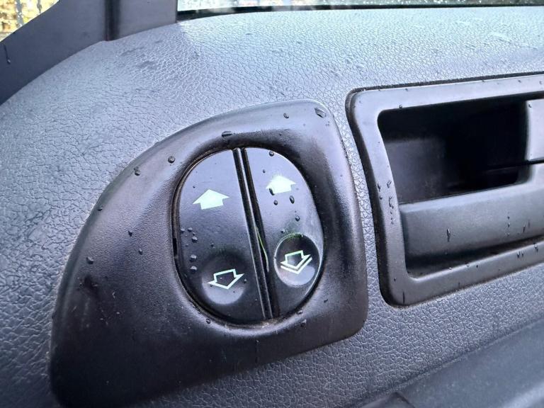 2012 Ford Transit Connect 1.8 TDCi T200 L1 H1 4dr DPF PANEL VAN Diesel Manual