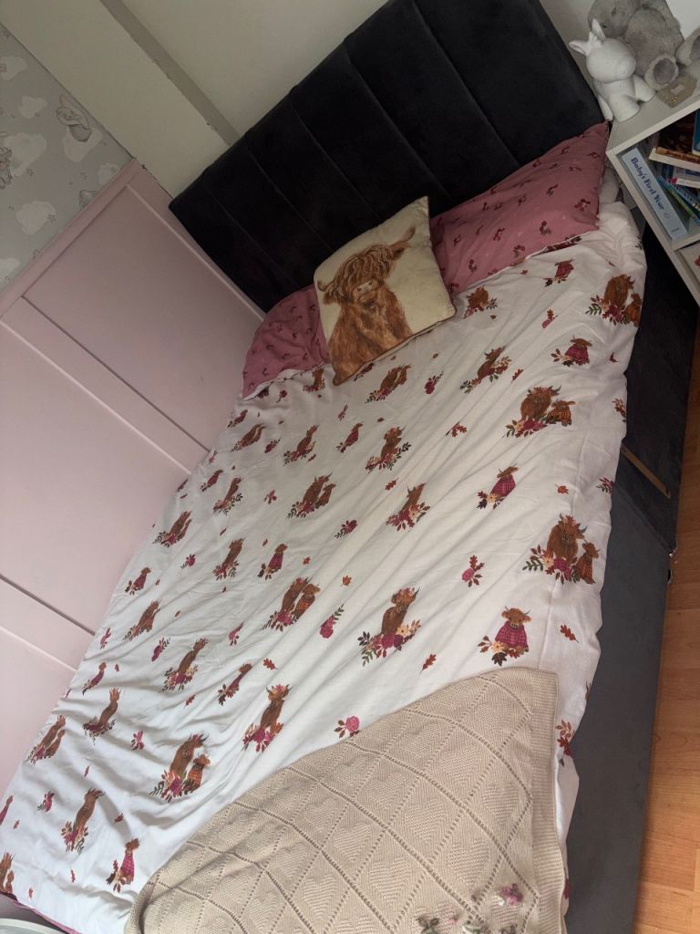 Double bed