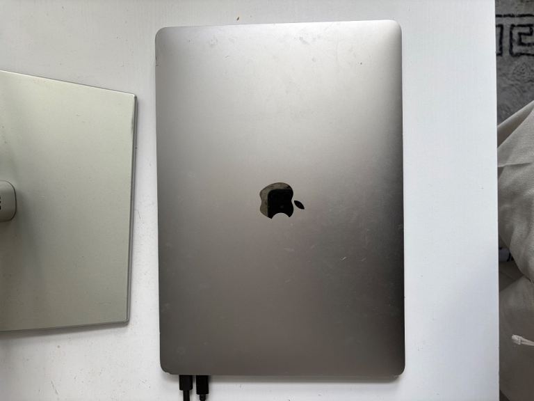 M1 MACBOOK AIR 2020 SILVER