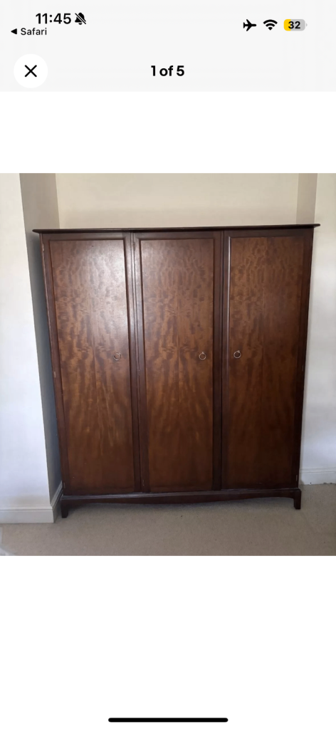 Stag Minstrel mahogany wardrobe 3 door 