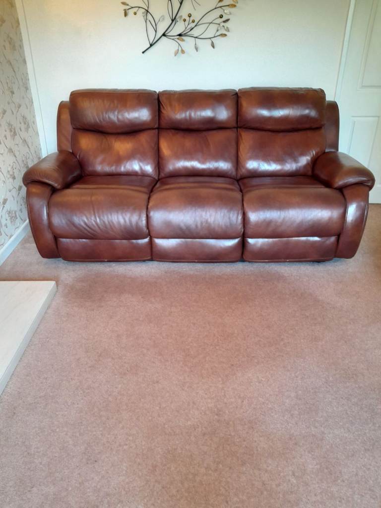 2 Reclining leather sofa's
