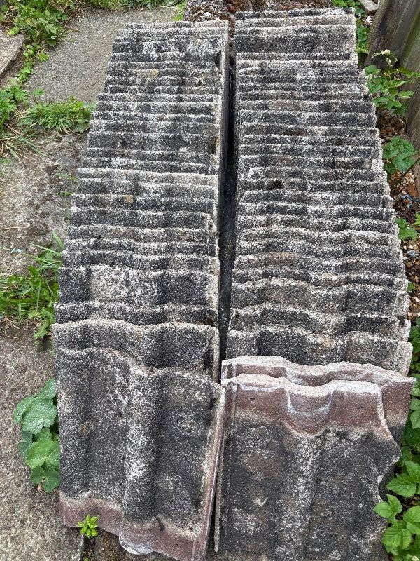 Used Concrete Roof Tiles – Around 40 Available