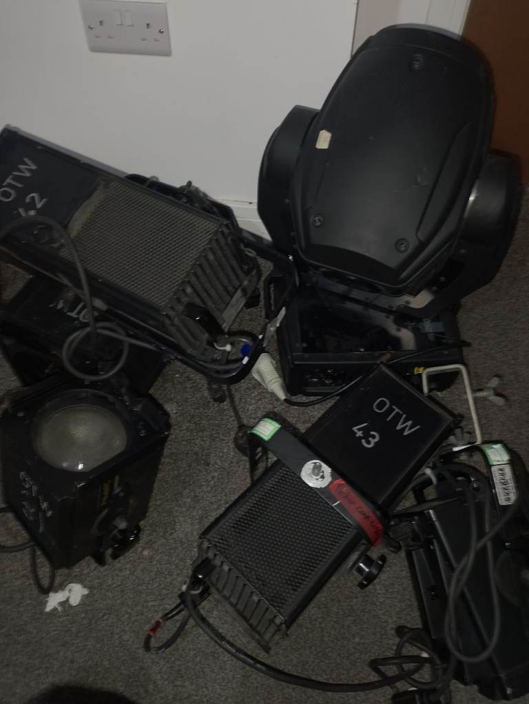 Robe ColourWash 250 AT Moving Head Stage Light Unit
