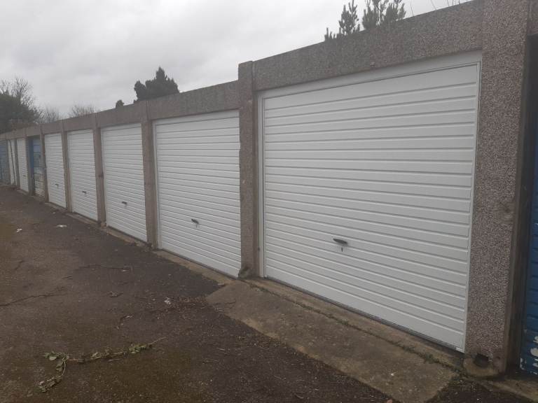 Garage to rent nr swindon / purton 24.7 access gated 