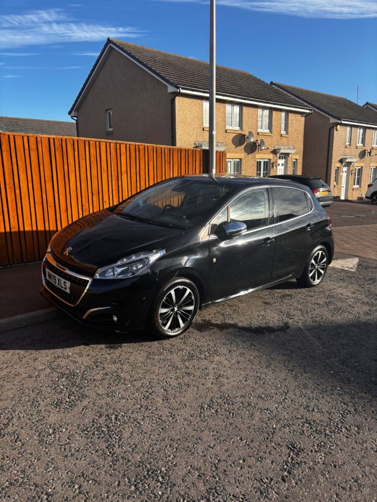 Peugeot, 208, Hatchback, 2019, Manual, 1199 (cc), 5 doors