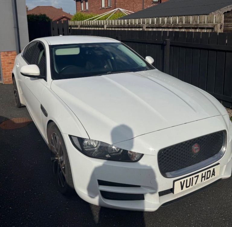Jaguar, XE, Saloon, 2017, Manual, 1999 (cc), 4 doors