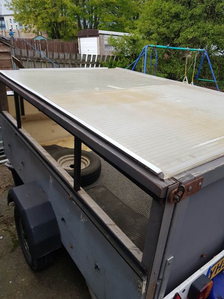 Car trailèr 6x4 feet recent weel bearings 