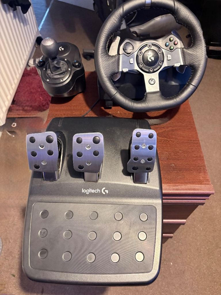 Logitech G920 Racing Simulator 