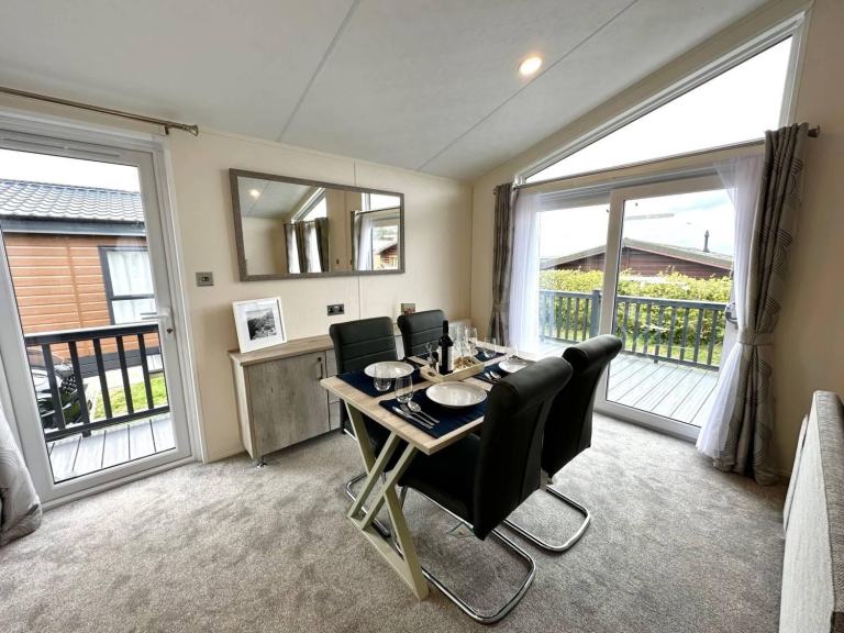 Superior Lodge in Devon  - Lodge / Caravan 