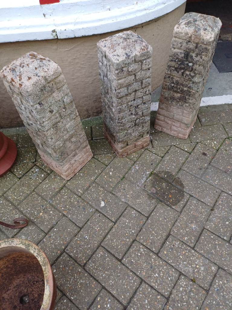 3 x garden stone columns 