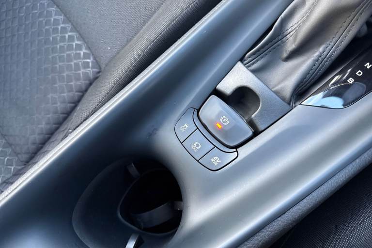 2022 Toyota C-HR 1.8 VVT-h Icon CVT Euro 6 (s/s) 5dr SUV PETROL/ELECTRIC Automatic