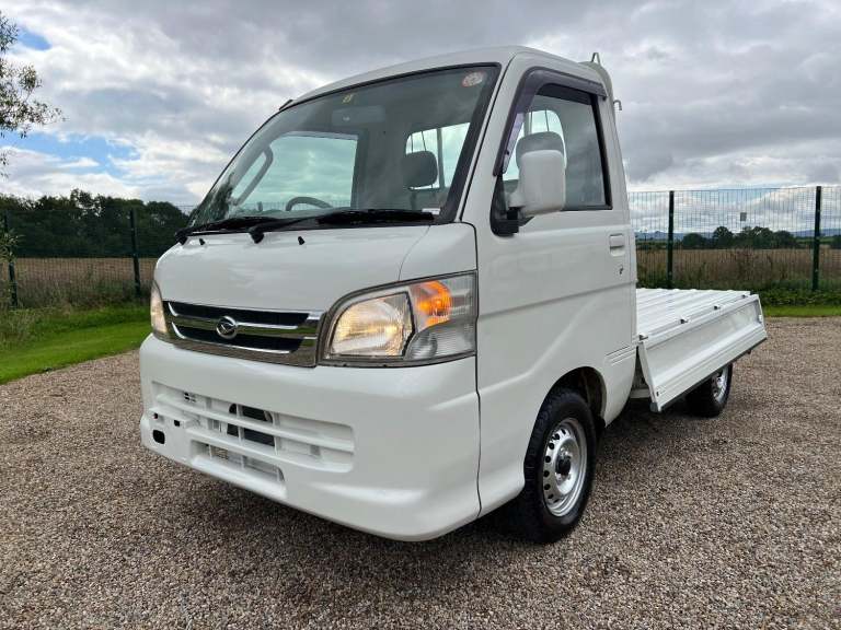 DAIHATSU HIJET PICK UP TRUCK 660cc 4X4 5 SPEED MANUAL ( LIKE SUZUKI CARRY )
