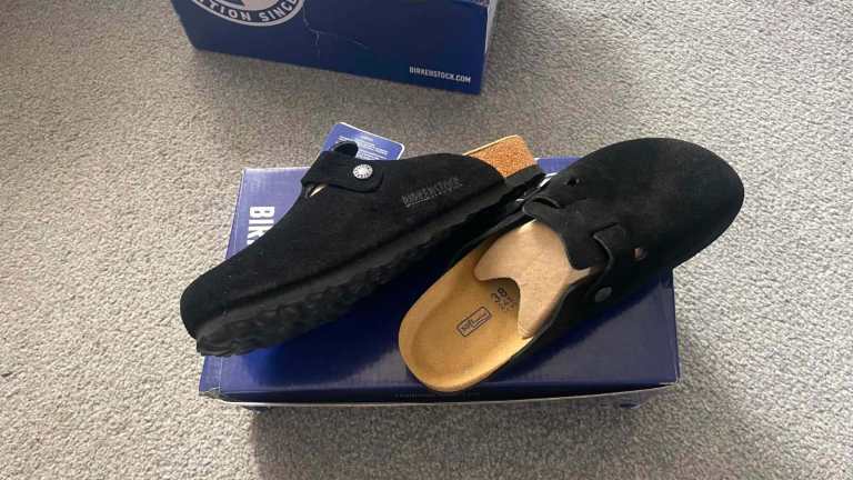 Size 5 Boston birkenstocks