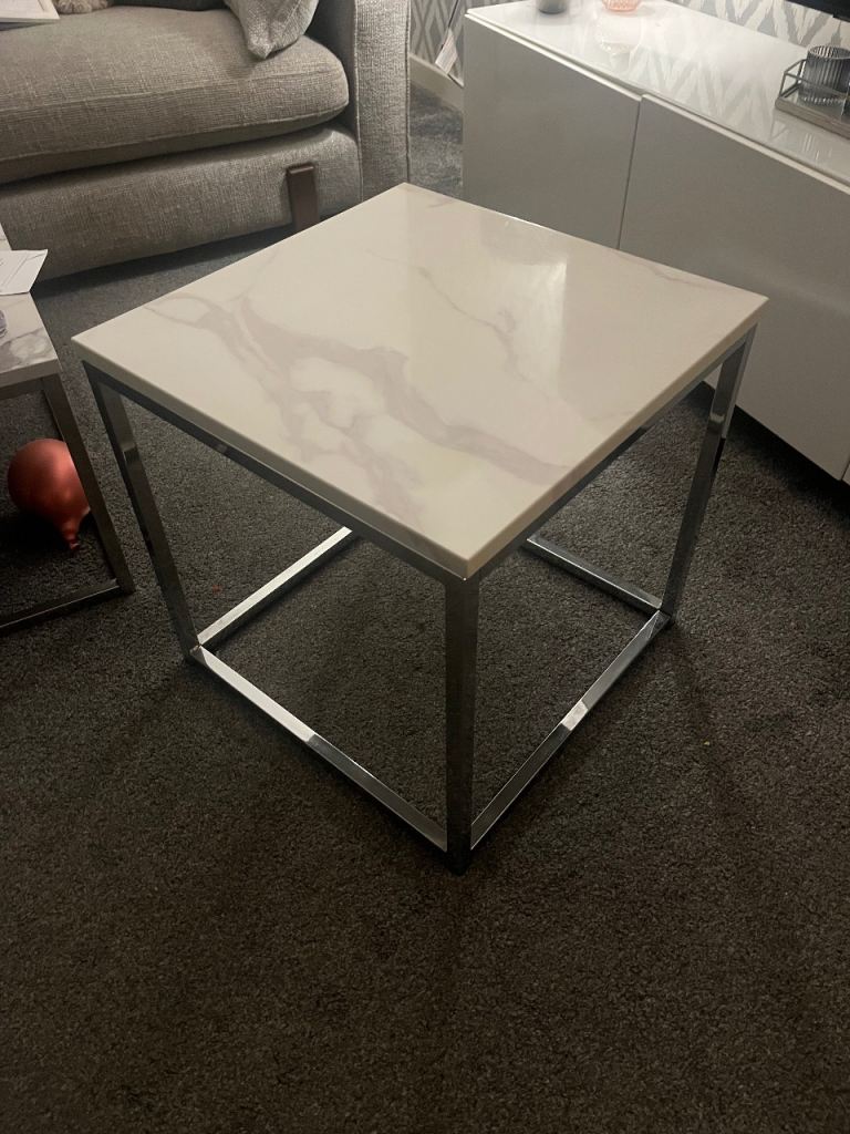 Lamp Table 