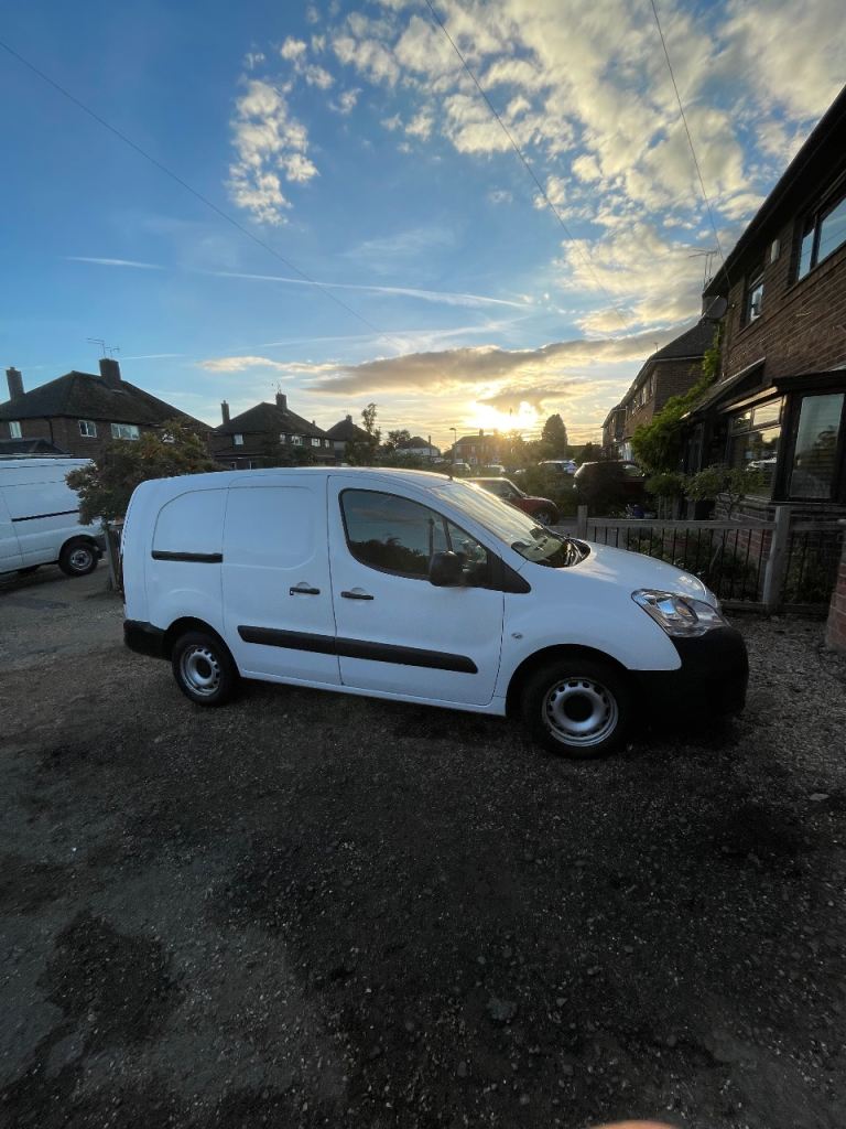 Peugeot, PARTNER, Panel Van, 2017, Manual, 1560 (cc)