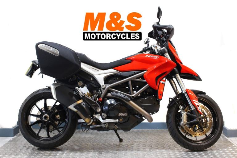 Ducati Hyperstrada 821 Tourer