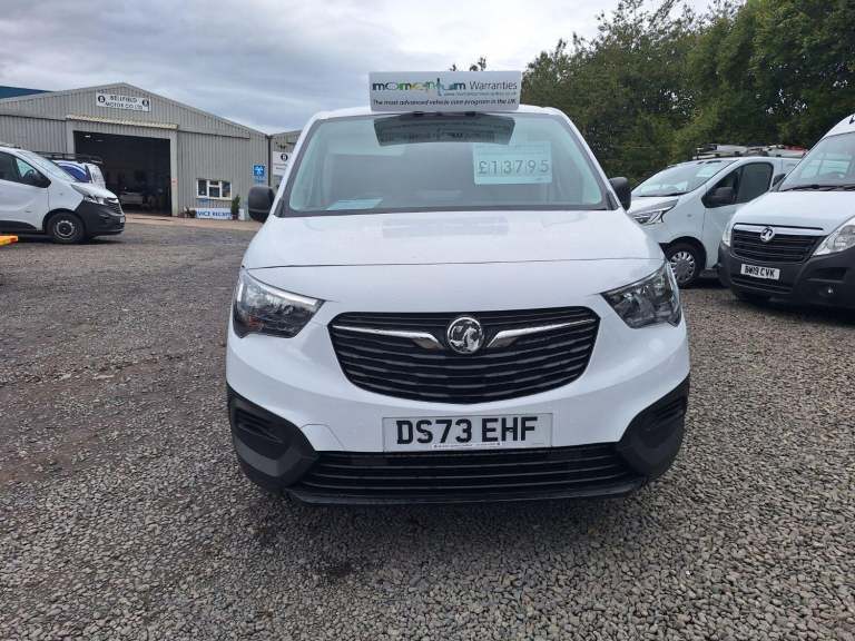 VAUXHALL COMBO 1.5 Turbo D 2300 Prime LWB L2 White Manual Diesel 2023