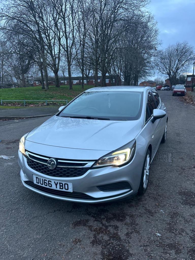 Vauxhall, ASTRA, Hatchback, 2016, Manual, 1598 (cc), 5 doors