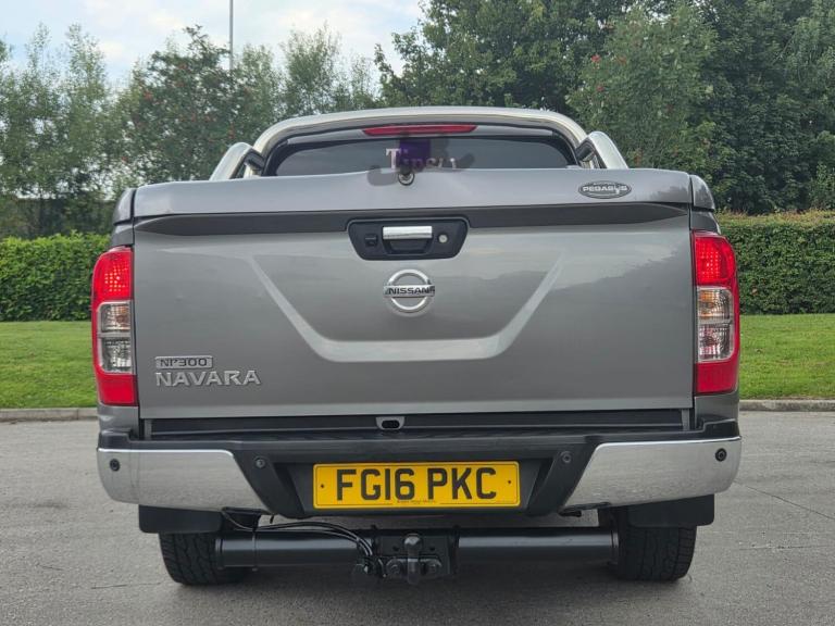 2016 Nissan Navara Double Cab Pick Up Tekna 2.3dCi 190 4WD PICK UP DIESEL Manual