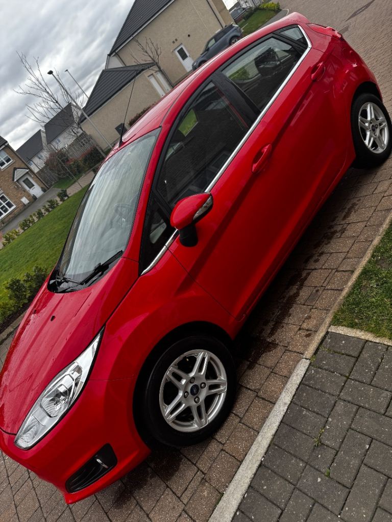 Ford, FIESTA, Hatchback, 2013, Manual, 1241 (cc), 5 doors