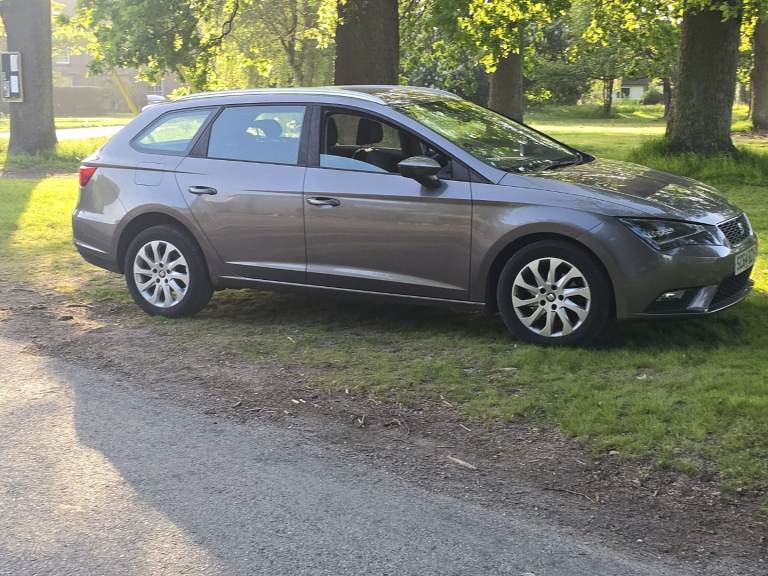 2015 Seat Leon Tourer SE Technology TDI £20 Tax Estate Cruise Control 2 Keys FSH