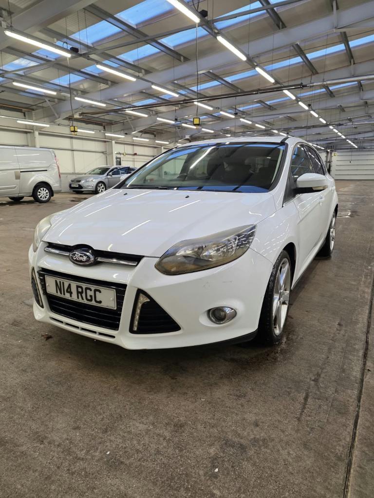 Ford, FOCUS, Hatchback, 2011, Manual, 1560 (cc), 5 doors